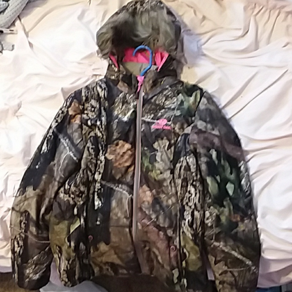 Mossy oak coat
